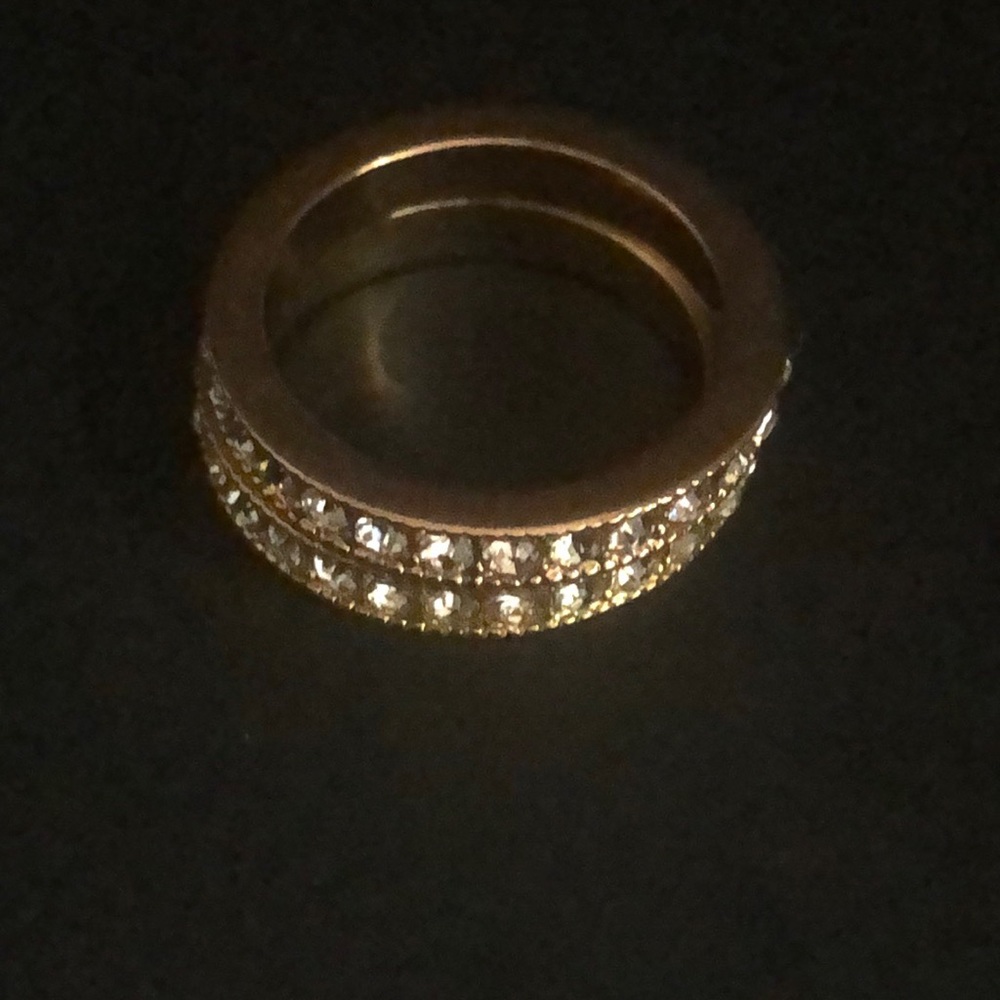 ❤️4/$10 Stacked fashion ring